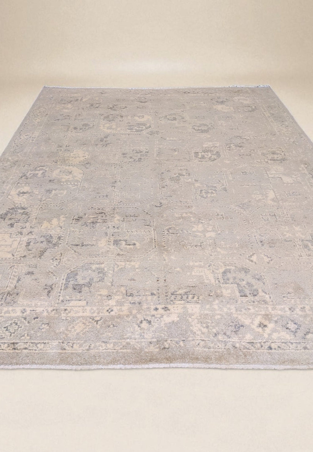 Aura Hand Knotted Rug Sample - 30 x 30 cm