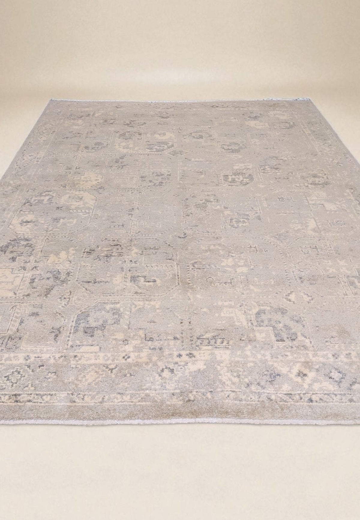 Aura Hand Knotted Rug Sample - 30 x 30 cm