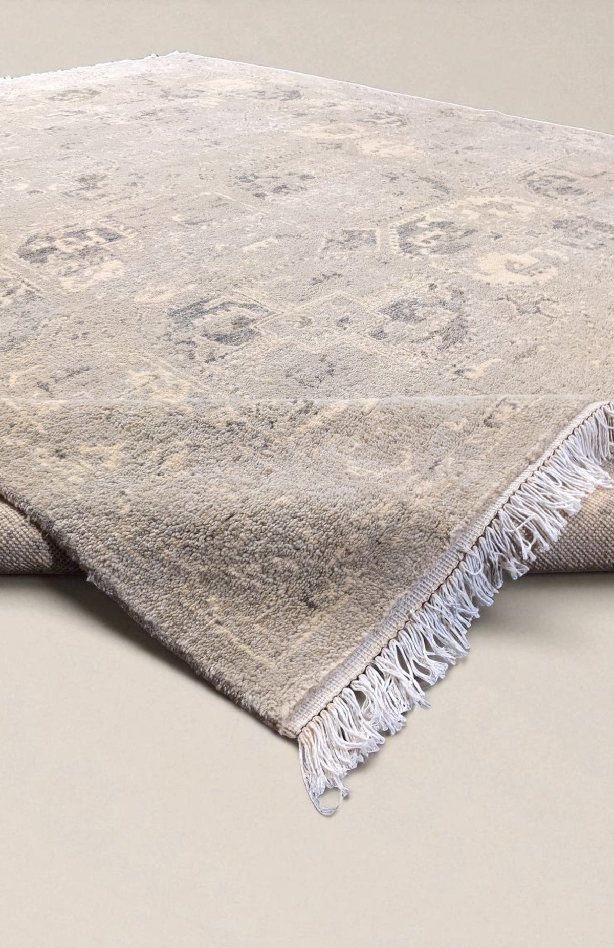 Aura Hand Knotted Rug Sample - 30 x 30 cm