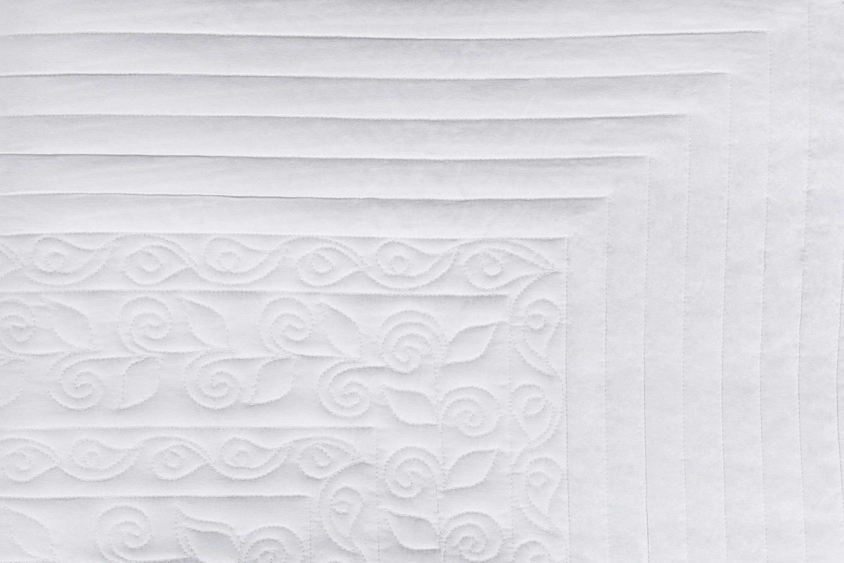 The White Hotel Luxe Bedding With Pillows
