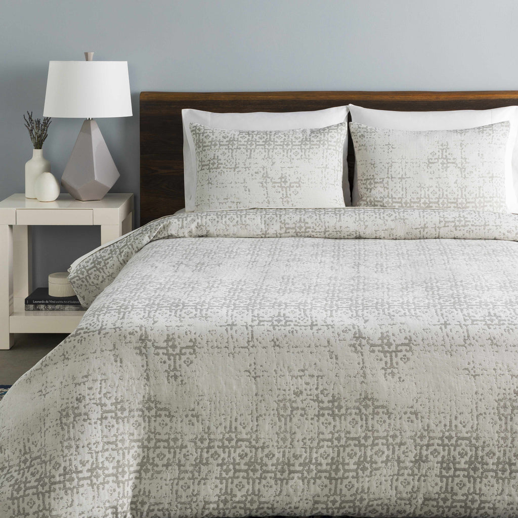 The Stradbally Bedding Set With Pillows